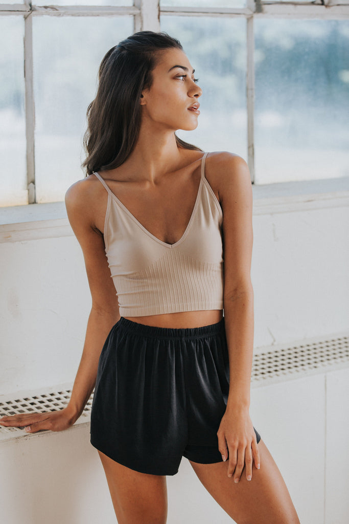 Tatum Cropped Cami in Light Taupe – Nell and Rose